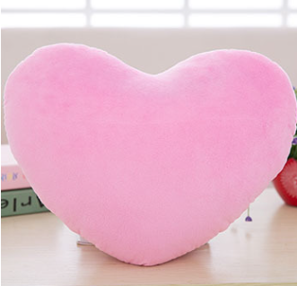 Almohada de Peluche en Forma de Corazón